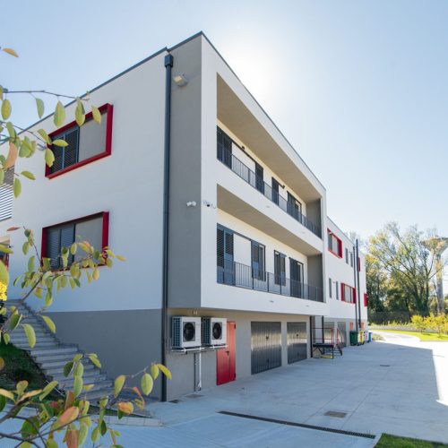 07-retro-balconi-alloggi
